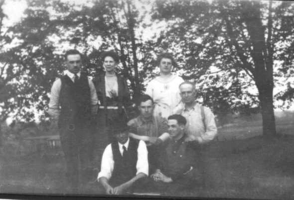 Family member, 1918