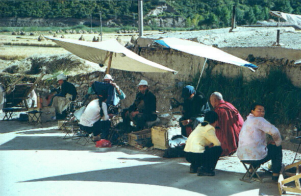 Xiahe street cobblers
